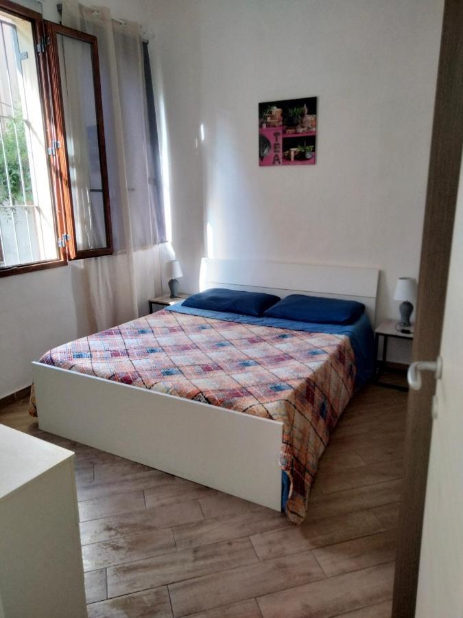 La Casa Di Sara Daire Nuoro  Dış mekan fotoğraf