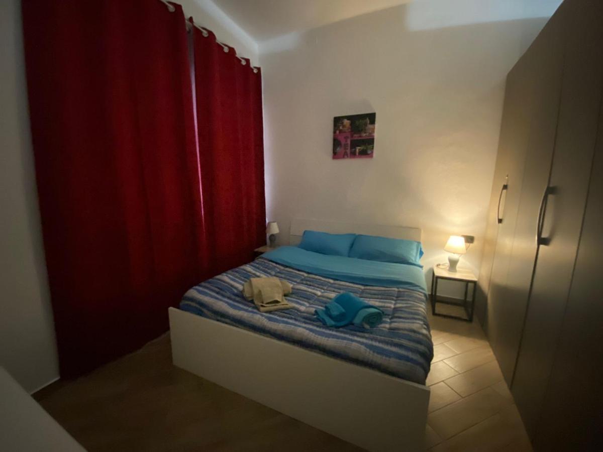 La Casa Di Sara Daire Nuoro  Dış mekan fotoğraf