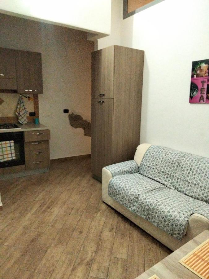 La Casa Di Sara Daire Nuoro  Dış mekan fotoğraf