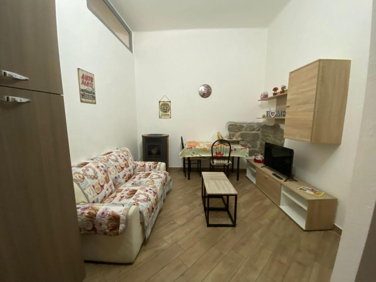 La Casa Di Sara Daire Nuoro  Oda fotoğraf